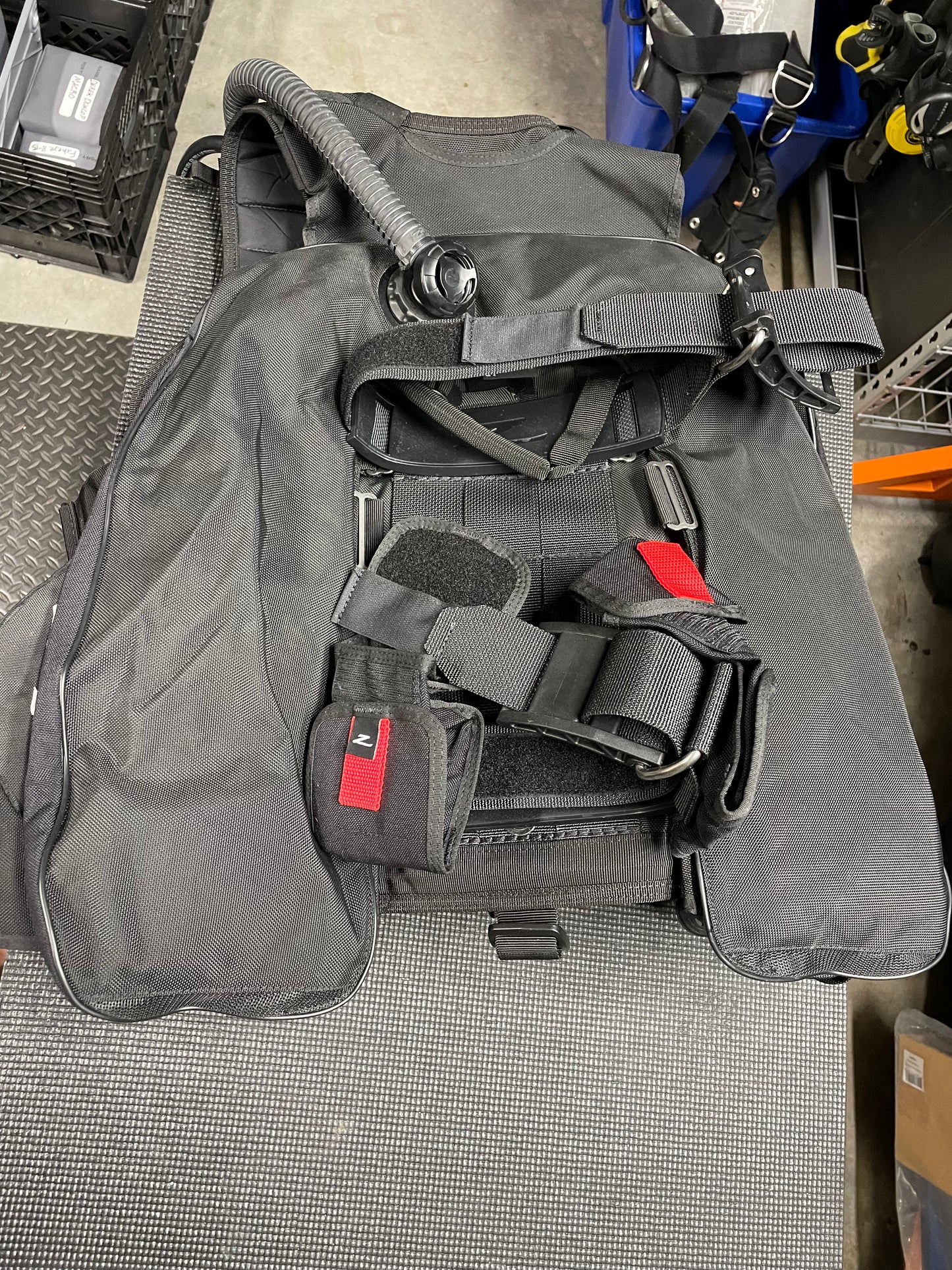 Zeagle Ranger BCD with Ripcord Weight System Large BLACK
