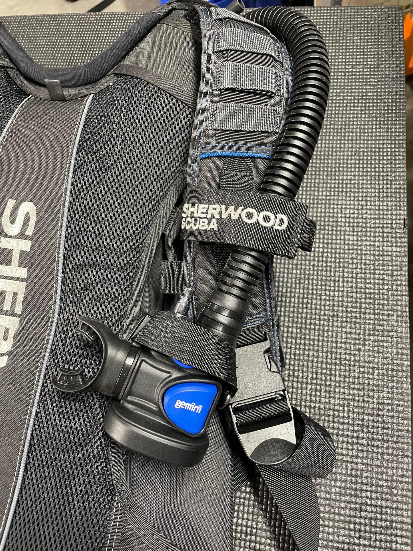 Sherwood Crux BCD- Large