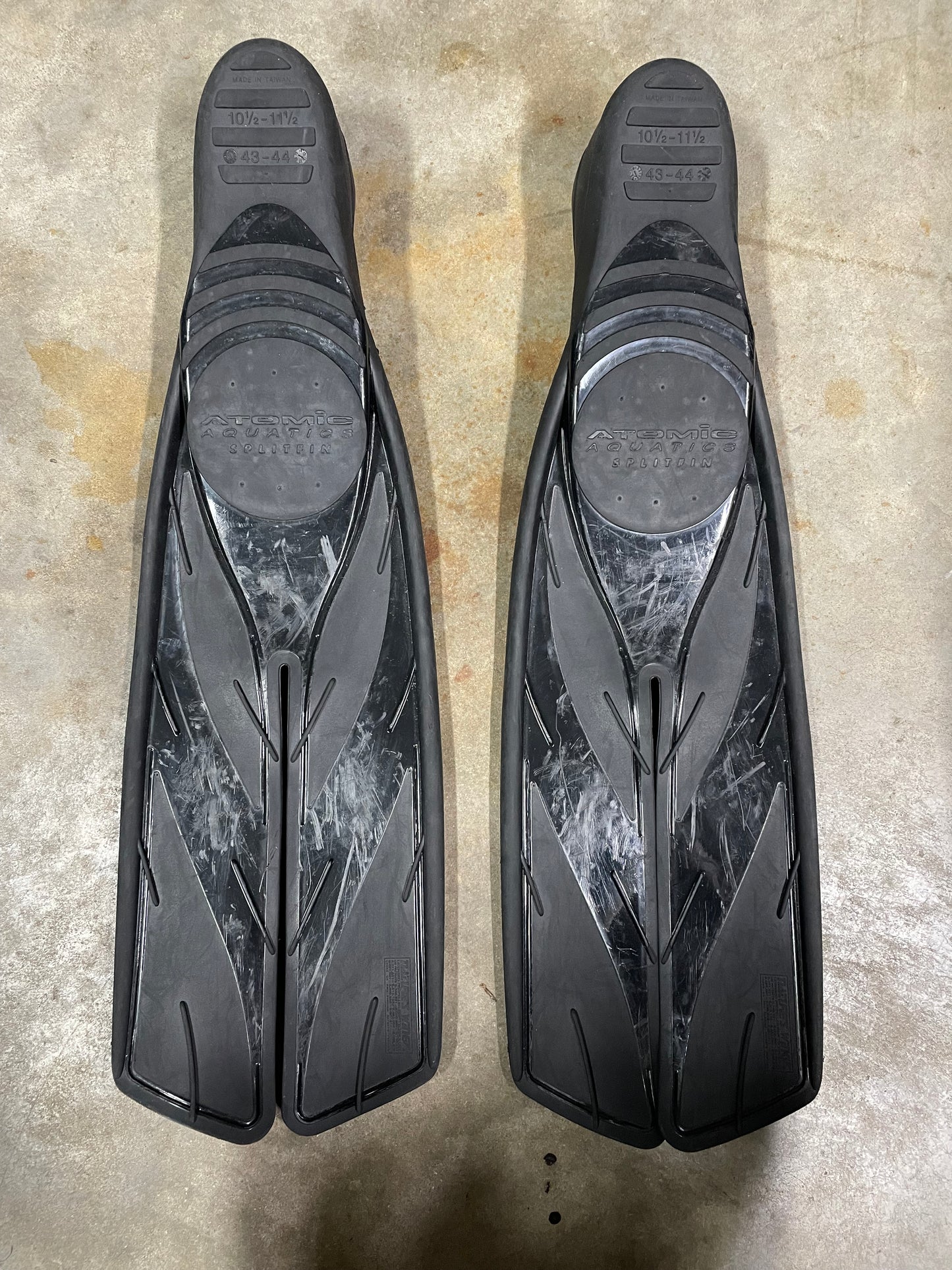 Atomic Full Foot split fins (10.5-11.5)