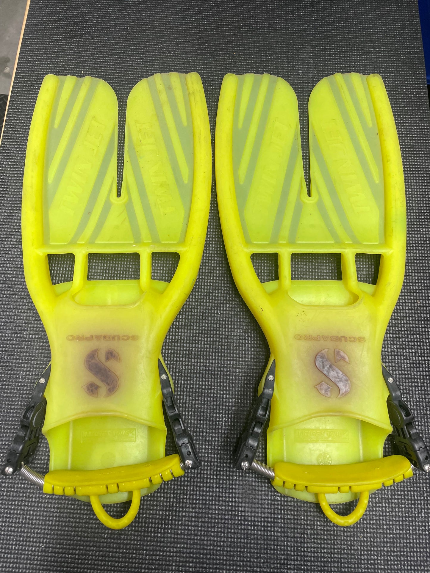 Scubapro TwinJet Fins, Size- Medium