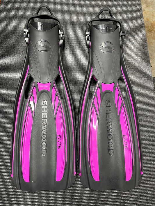 Sherwood Elite Fins- Medium (Size 9-10)